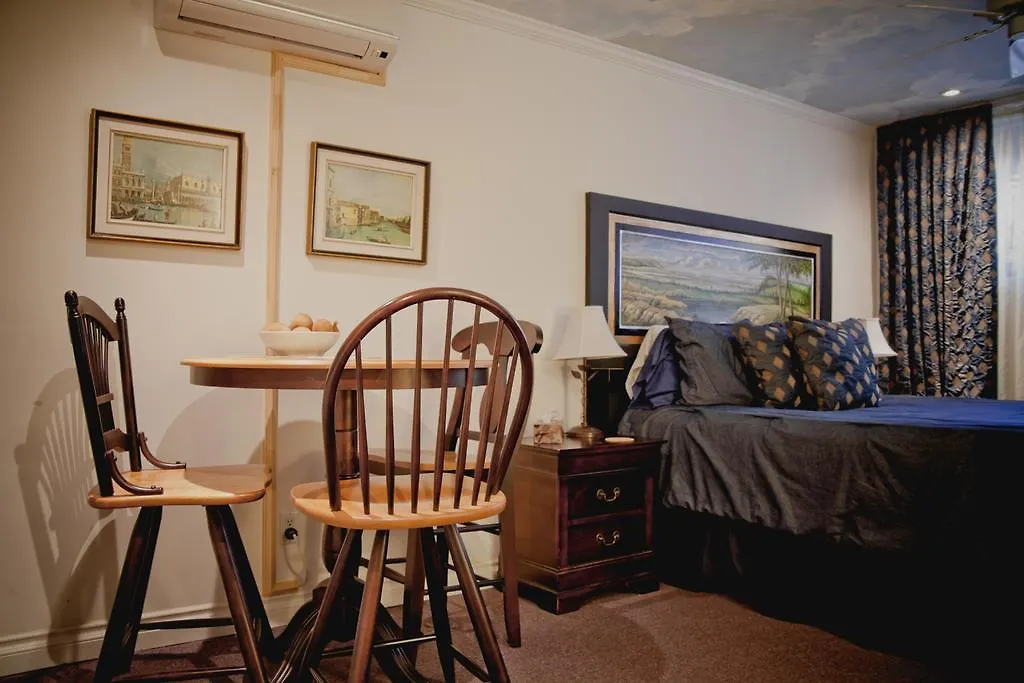 Maison Des Jardins B & B 몬트리올